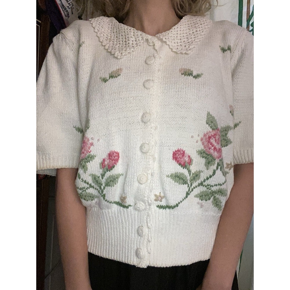 Hand Embroidered Floral Vintage Linen/Cotton Short-Sleeved Cardigan
